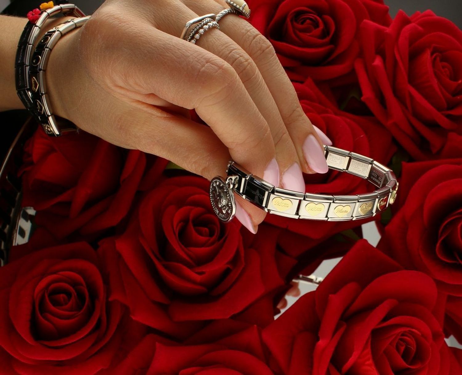 Nomination - Link 18K zawieszka złoto 'Litera O z cyrkoniami' 030301 15 biżuteria nomination nomination zawieszki nomination baza.jpg